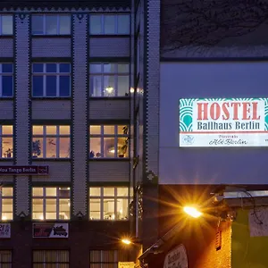 Hostel Ballhaus, Berlín